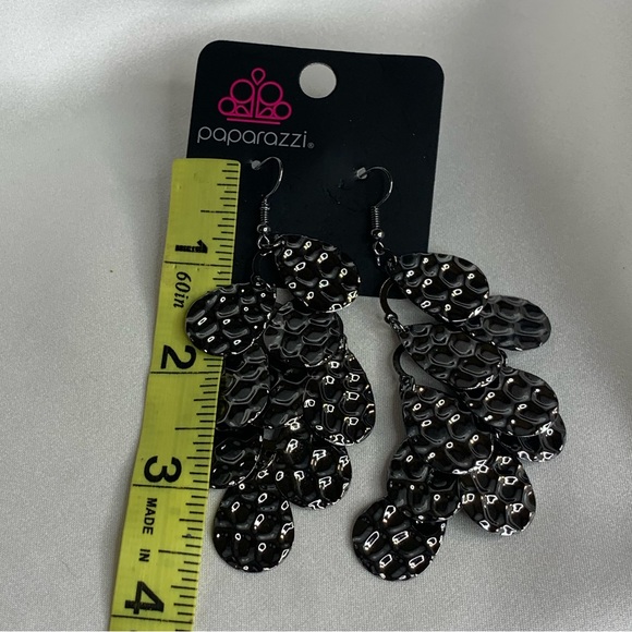 Paparazzi Instant Incandescence Black Earrings - Picture 6 of 8